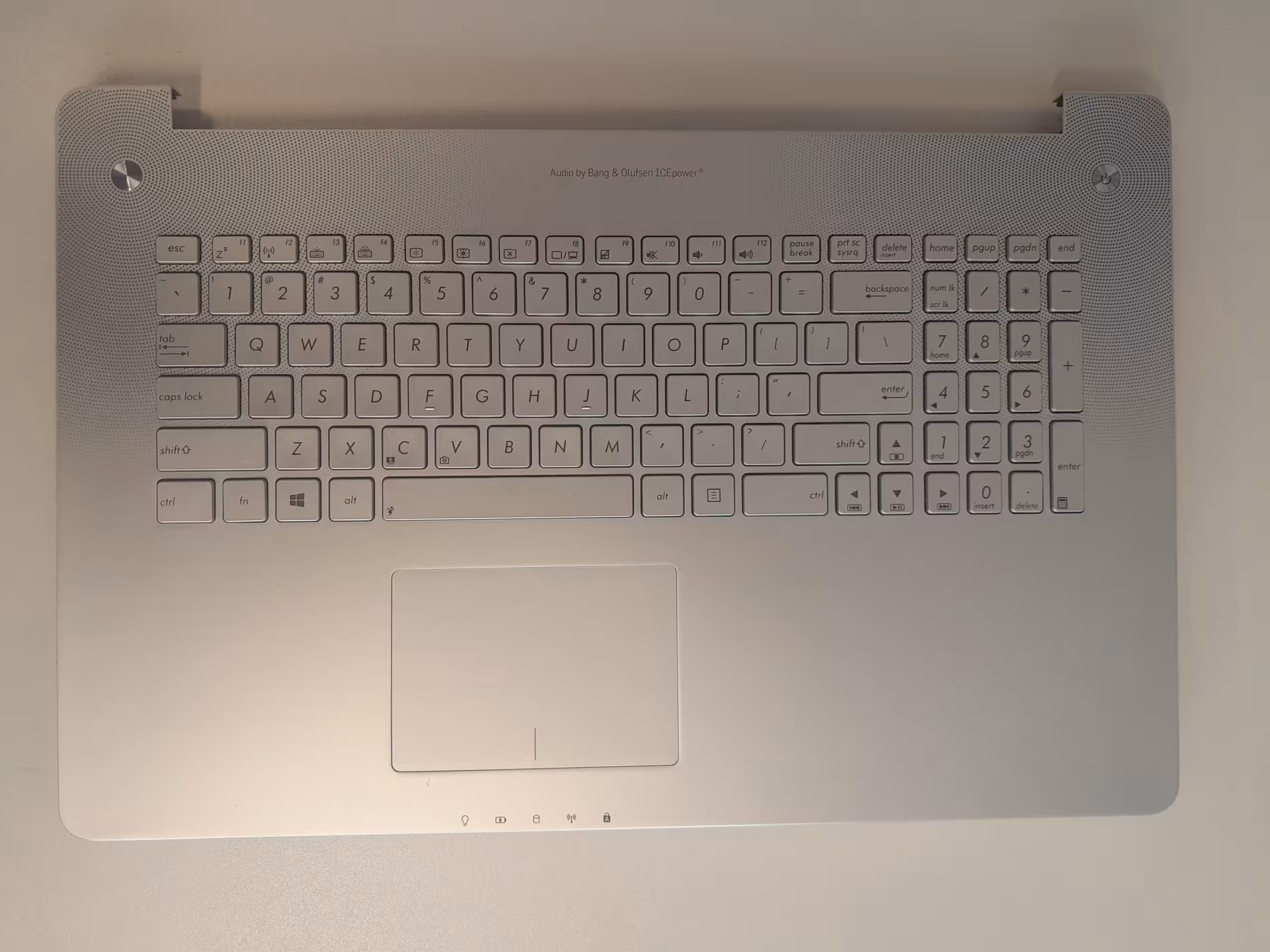 20240508_153640.jpg ASUS Palmrest N750 N750JV