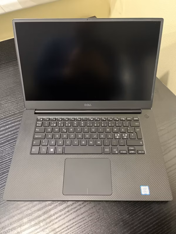 Dell Precision 5540 i7 32GB 512GB Nvidia Quadro T1000