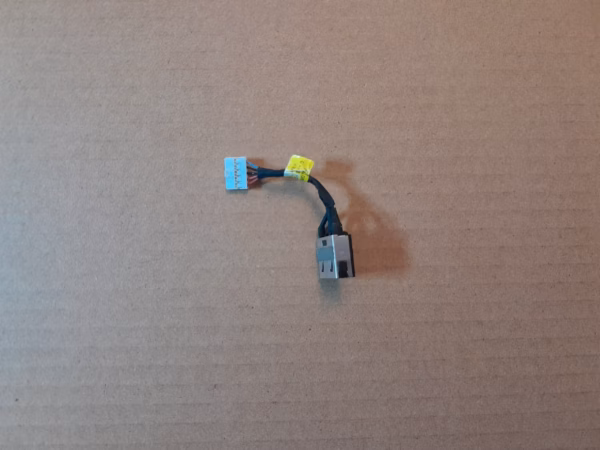 Lenovo Yoga 730-15 IWL Toitepesa kaabliga DC IN Cable C 81CU
 refurb