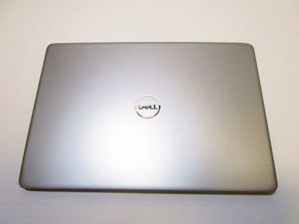 Dell Vostro 13 5370 ekraani tagakaas hall