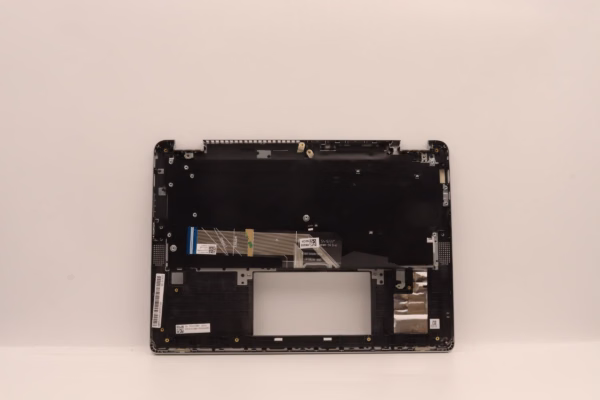 Lenovo IdeaPad Flex 5 14IAU7 palmrest